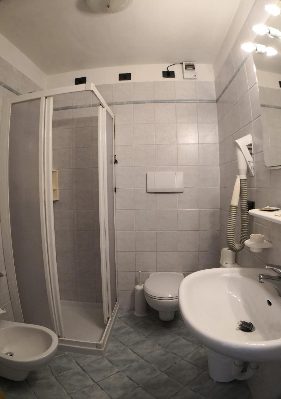 Hotel Alpenrose Passo Rolle Eksteriør billede